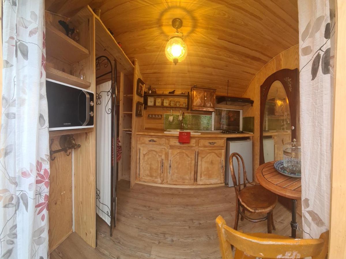 La Roulotte Lodge *